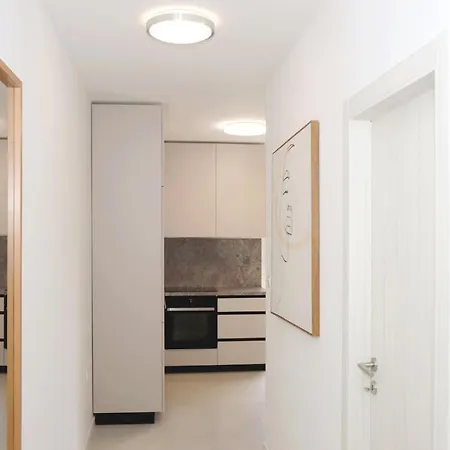 Apartman Sparkle Near The Sea And The River *